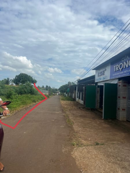 MẶT TIỀN KINH DOANH ĐỐI DIỆN VLXD- SÁT NGAY TRƯỜNG HỌC - GIÁ CHỈ 1 TỶ 680 TRIỆU (CÓ BỚT LỘC)