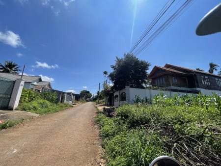 HẺM ĐẠI LỘ ĐÔNG TÂY - CÁCH SÂN BAY 5 PHÚT ĐI XE - GẦN BỆNH VIỆN VÙNG TÂY NGUYÊN