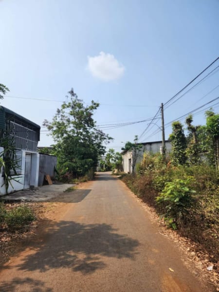 MẶT TIỀN KINH DOANH - GIÁ CHỈ 1 TỶ 050 TRIỆU SỞ HỮU NGAY HẺM C1 YWANG